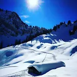 Concierge With Scenic Views And Long By Swisshut Appartement *