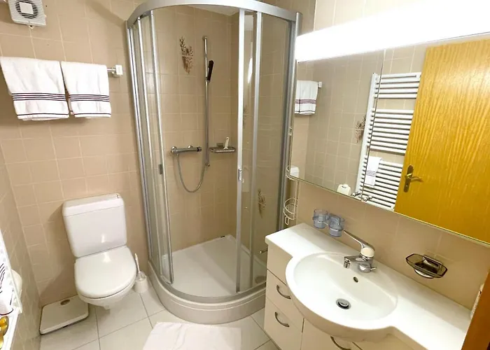 Concierge With Scenic Views And Long By Swisshut