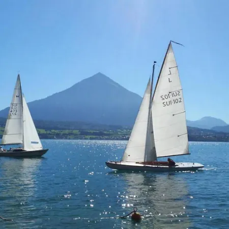 Concierge With Scenic Views And Long By Swisshut ジーグリスヴィル